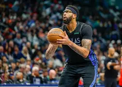 爱游戏APP-达拉斯独行侠转会期内部沟通风云突变俄克拉荷马雷霆赛前调整名单，网友：Ning赛事官方发布出色防守新规